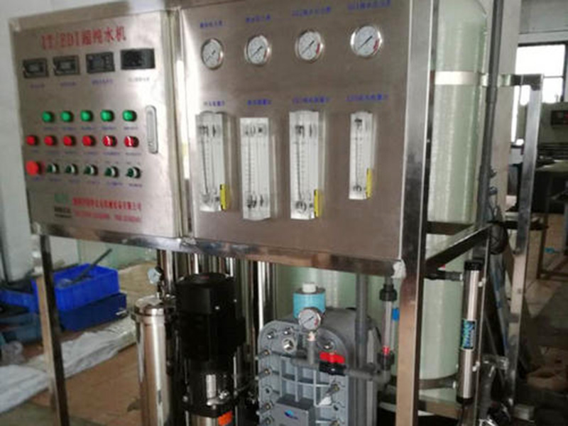 EDI模塊對(duì)海水和高鹽度苦咸水,設(shè)產(chǎn)水沖洗管路